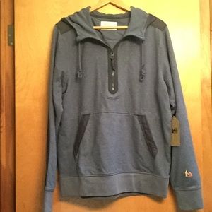 Men’s REI Blue Pullover, size Medium